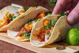 TACO QUEIJO E OVO