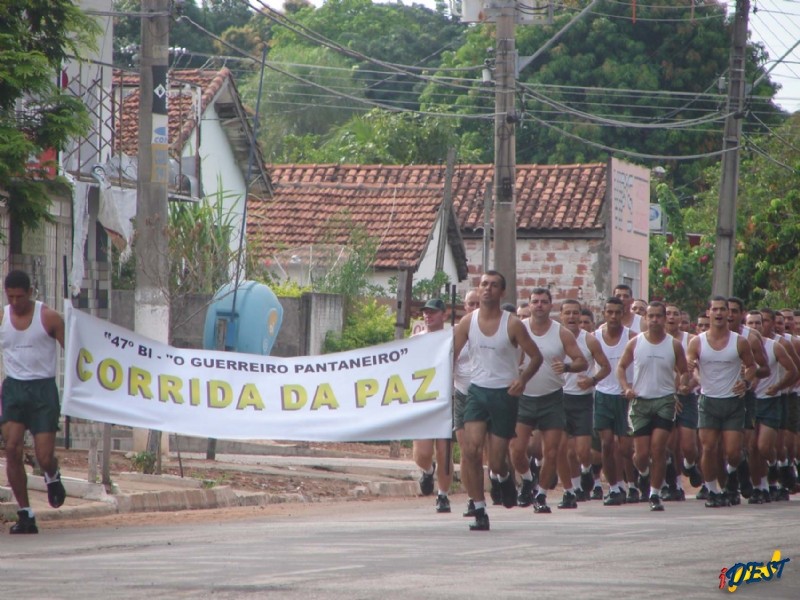 Atletas durante a corrida