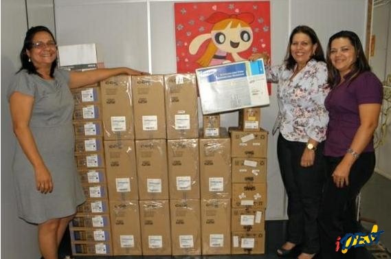 A Prefeita, a secretária de Educação a chefe de gabinete