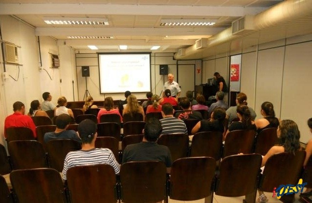 Primeira noite do ciclo de palestras