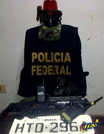 Militares paraguaios apreenderam metralhadora que estava com policiais federais
