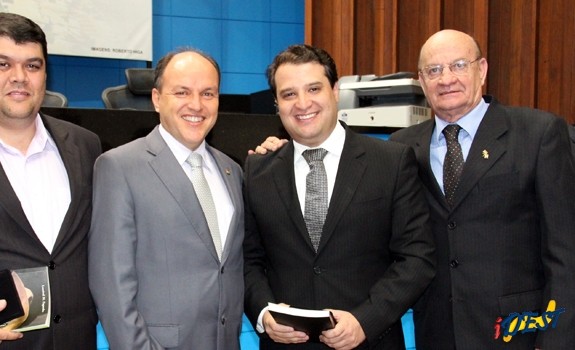 Júnior Mochi e empresários homenageados