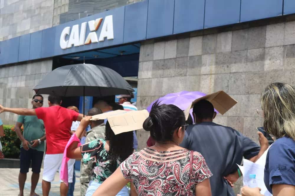 Agências da Caixa em Teresina já tiveram filas por informações sobre o saque do FGTS.