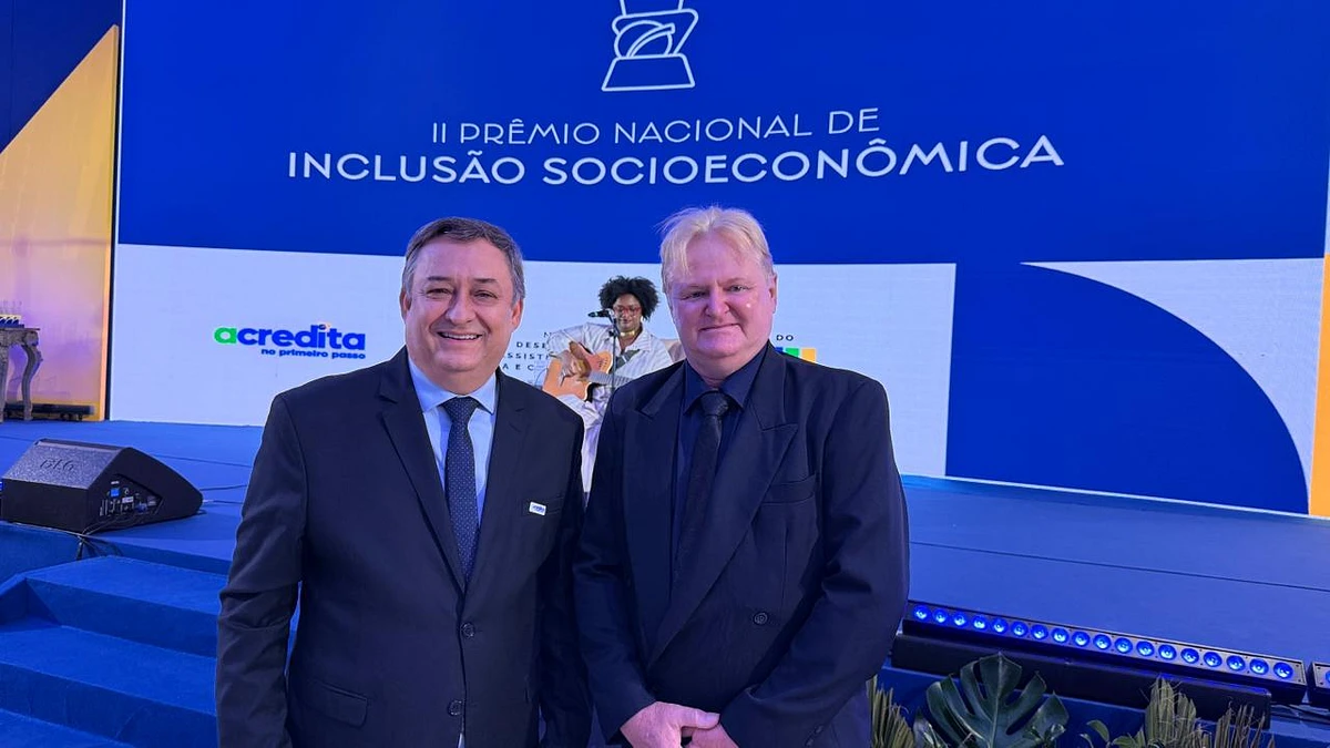 Prefeito Leocir e secretário de Assistência Social, Jeferson.
