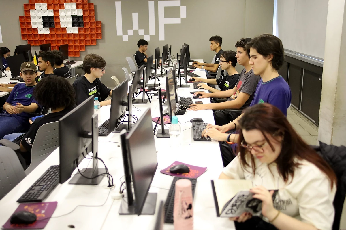 O Voucher Desenvolvedor capacita profissionais, gera oportunidades e fortalece o ecossistema de inovação em Mato Grosso do Sul.