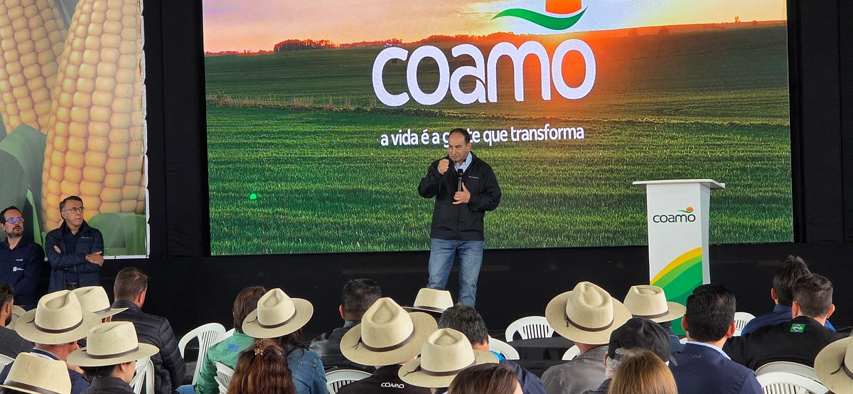 Diretor de Suprimentos e Assistência Técnica da Coamo, Aquiles de Oliveira Dias.