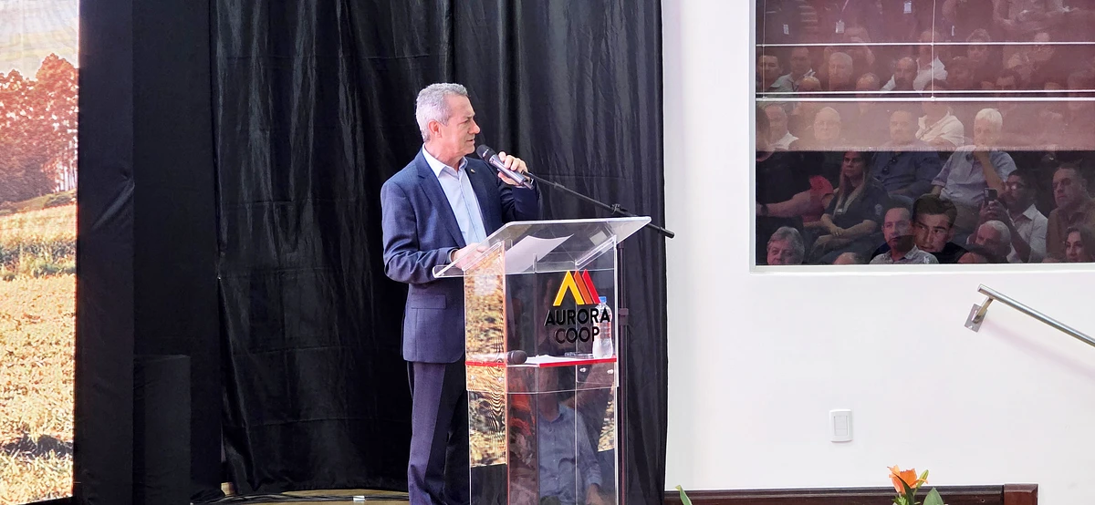 Presidente da Aurora Coop, Neivor Canton.
