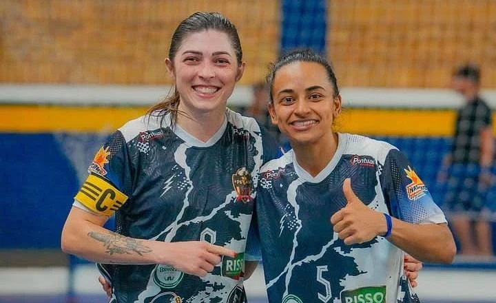 Melhor Jogadora da final Andressa Thomas e Camila Costa melhor jogadora do mundo em 2023.