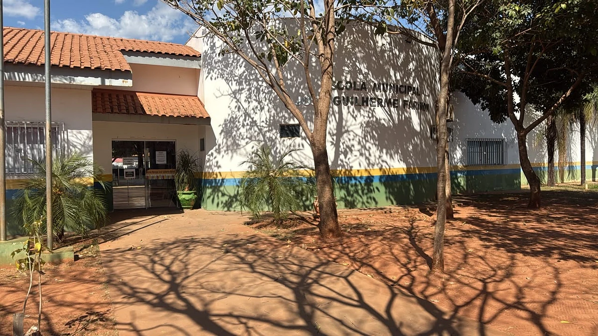 Escola Municipal José Guilherme Farinon, em Sonora.