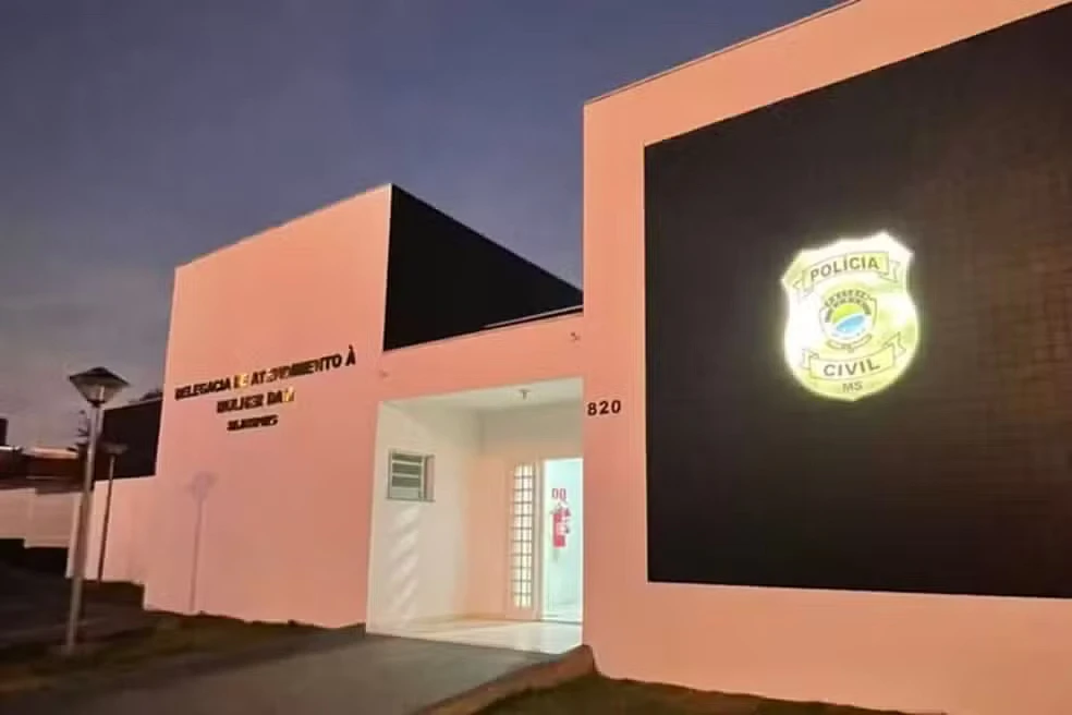 Delegacia de Atendimento à Mulher, em Dourados.