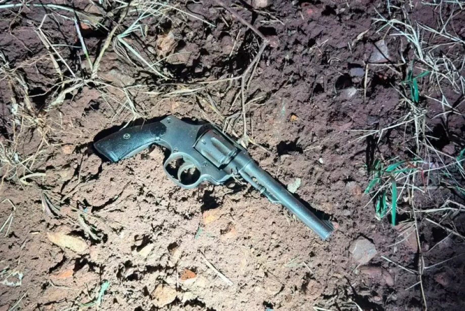 Arma usada pelo criminoso durante a abordagem dos policiais militares.