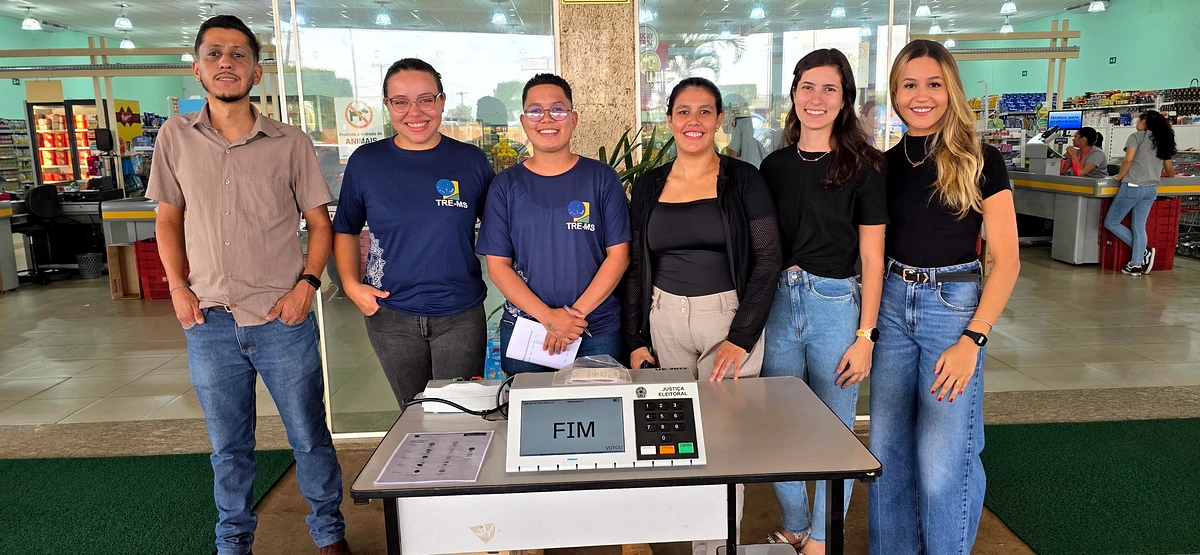 Equipe do Cartório Eleitoral.