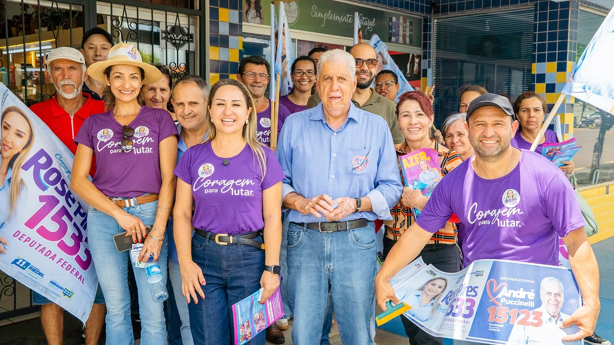 Com adesivaço e caminhada, Rose Pires e Puccinelli cumprem agenda de campanha em São Gabriel do Oeste