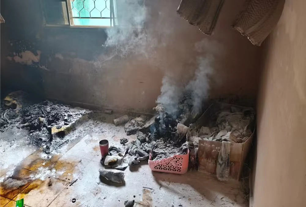 Casa onde mulheres foram encontradas mortas em Rochedo foi incendiada.